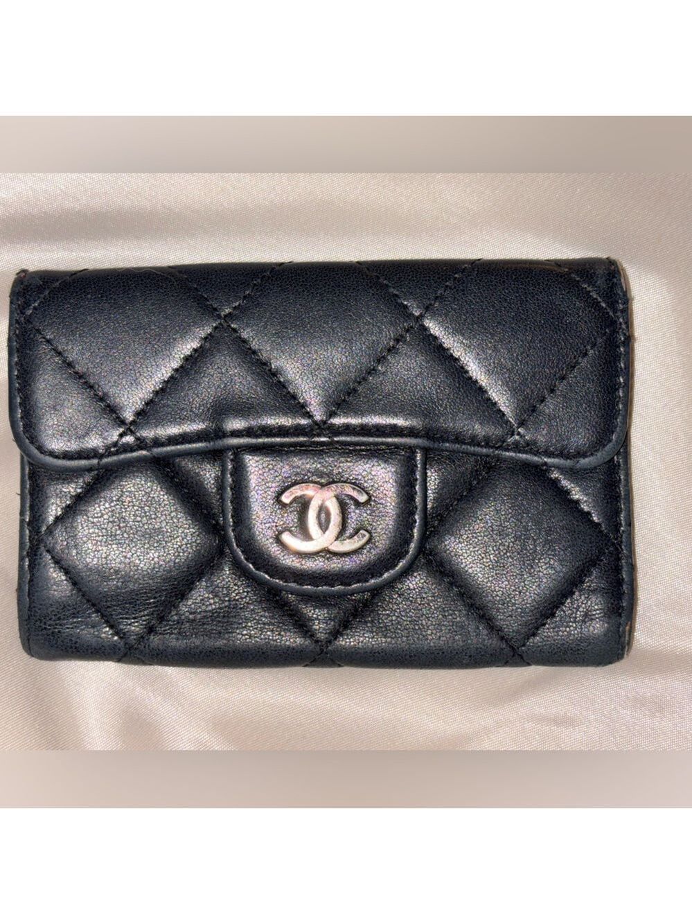 CHANEL Calfskin Black Soft Quilted Leather Key Case - Very good condition - Picture 1 of 14
